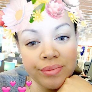 Meet your Posher, Jaxs